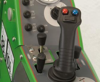 Paralelogram je hydraulický nebo mechanický u série 200.