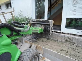 šíře objem A19715 210 kg 1000 mm 150 litrů A19720 280 kg 1200 mm 200 litrů A19721 350 kg 1500 mm 320 litrů Vnitřní obložení Hardox Horní síto pozinkované Horní síto je žárově zinkováno a má na sobě