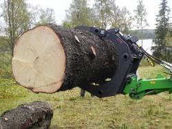Třístranné přívěsy Avistech Robustní přívěs s třístranným sklápěním, určený pro přepravu materiálu v terénu.