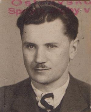 Vzpomínka strojvedoucího Alberta Šatánka st. na americké kotlaře : Blížil se závěr roku 1944.