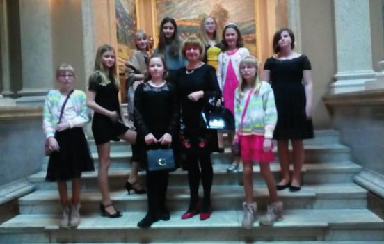 I v tomto kole měla naše škola zastoupení, a to Magdalenou Čechovou, žákyní paní učitelky Ivany Kožúškové. Malá houslistka získala 1. místo s postupem do krajského kola, které se bude konat 24.03.
