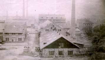 O tři roky později, v roce 1890, vznikla po mnoha pokusech první bezešvá trubka, která podnik proslavila po celém světě. Nová trubka se stala základem místní výroby a hospodářského růstu Chomutova.