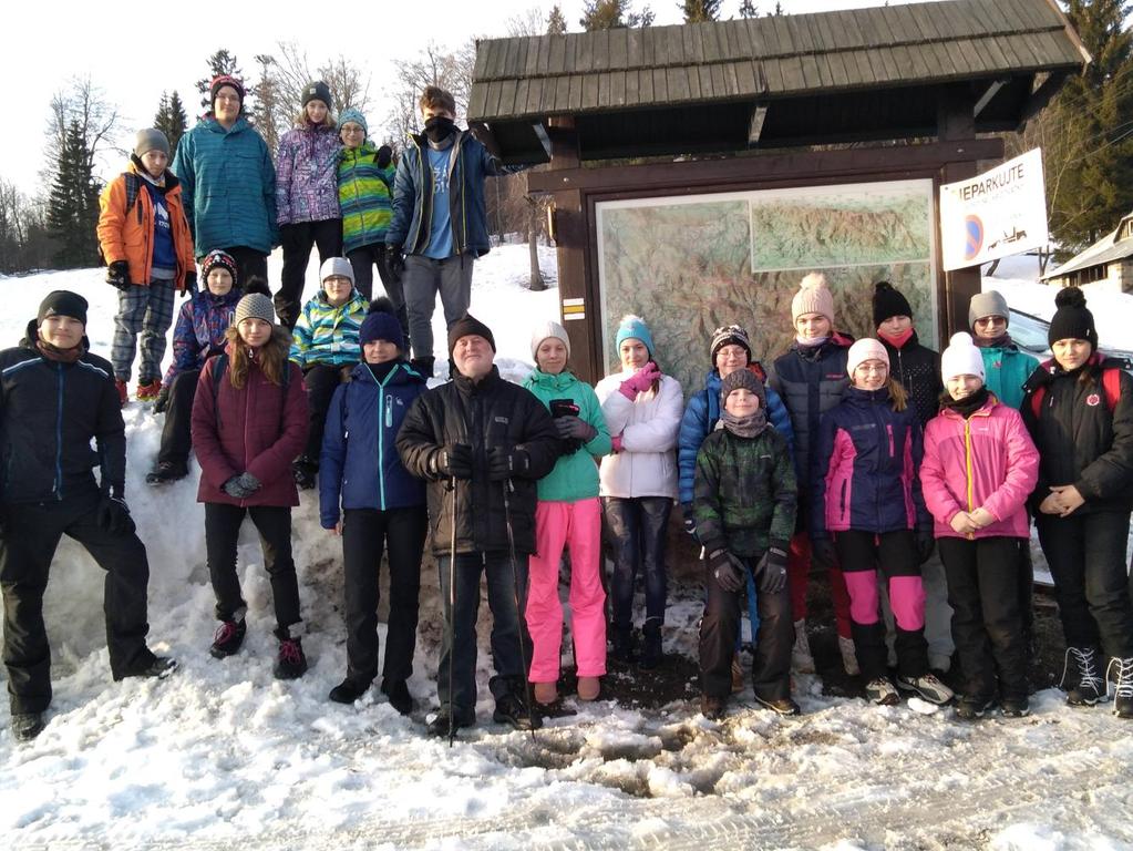 5. Lyžařský výcvik, plavecký výcvik Lyžařský výcvik: Termín: 3. 2. 8. 2. 2019 (7. B), 3. 3. 8. 3. 2019 (7. A) Místo konání: Vítkovice v Krkonoších Ubytování: Penzion Na Stráni Doprava: autobus (J&J Balcar s.