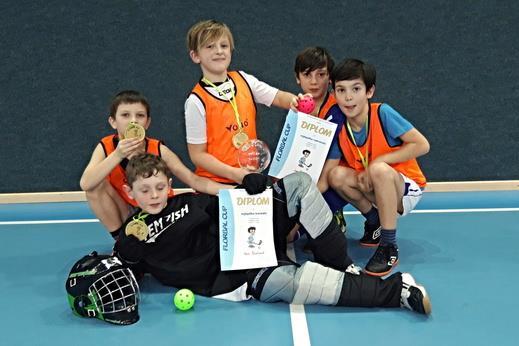 A (Battle Royal Team) Nejlepší brankář: Natálie Kyjaková, 5. B Školní florbal cup Místo konání: Tělocvična ZŠ Sobotka Datum: 7. března 2019 Kategorie: 2. 3.