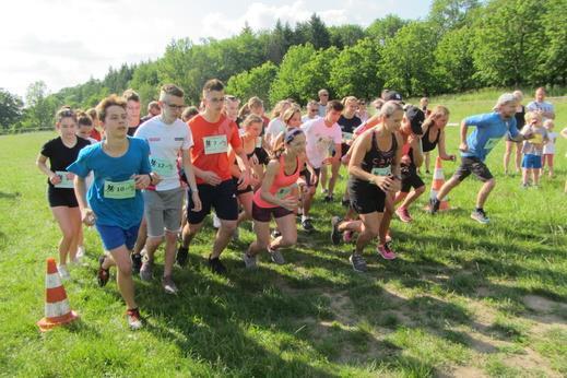 Kategorie žáci ZŠ 4. - 5. roč. 1. Daniel Doležal 2. Anna Šačirovičová 3.