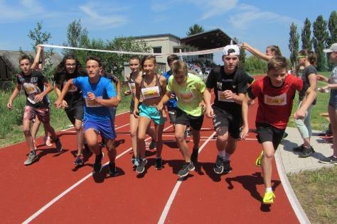 B) 1:38 Tereza Badová (3. A) 1:45 4. ročník Tomáš Ort (4.