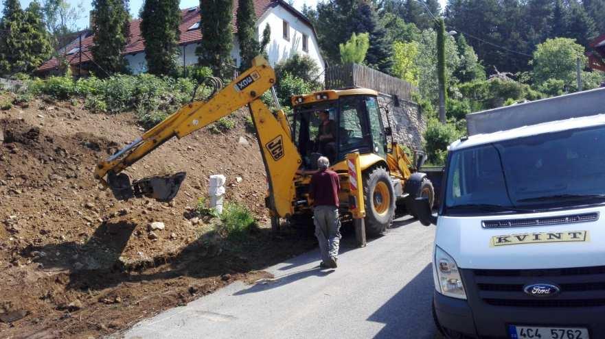V rámci údržbových prací byla v dubnu 2018 v Těšovicích vyčištěna vodní nádrž. Bude následovat její celková renovace, při níž by měly být vyspraveny stěny a ohrazení.