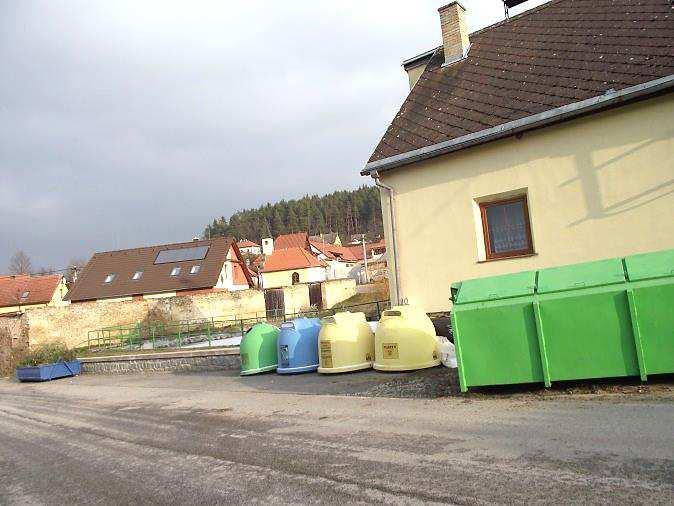 černých skládek v úvozových cestách, je pryč.