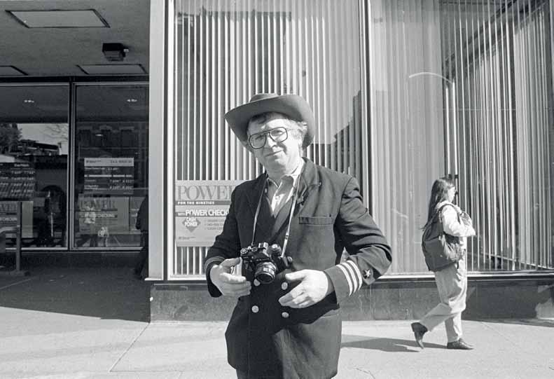 foto Bohumil Bob Krčil, archiv nakladatelství torst Dobrý, prezentaci máš zapsanou, tak radši vykliď prostor.