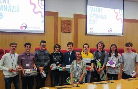Talent gymnázií 2019 pohledem slovenských účastníků Daniela Metesová, foto Hana Kalusová Aj keď to nebol prvotný zámer, nežnú revolúciu a spoločnú históriu sme si pripomenuli aj spoločnou súťažou pre