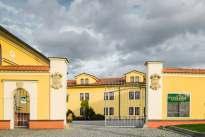 2020) nebo l 2 vstupenka na veterinární ples na Žo ně (leden 2021) 4 zlaťáky l l l Individuální příspěvek na vaše hobby a zájmy (proplacení příspěvku do výše 15 000 Kč) nebo Poukaz na wellness pobyt