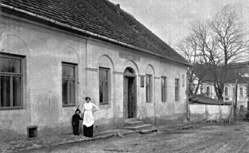 Každý rok vydalo jinecké zastupitelstvo několik set zlatých na ulehčení života chudých občanů.