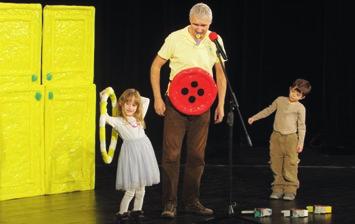 perfektní vedení žáků k oblibě fyzikálních zákonů. (dr) MICHAL NA HRA- NÍ.