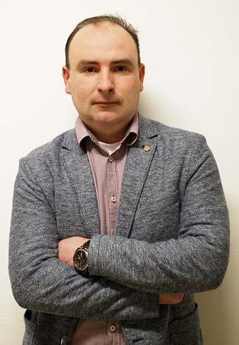 Radek je současně také jedním z jednatelů Výzkumné stanice vinohradnické z Mutěnic na Hodonínsku. Radku, od loňského roku zastáváte v naší společnosti pozici specialisty pojištění vinné révy.