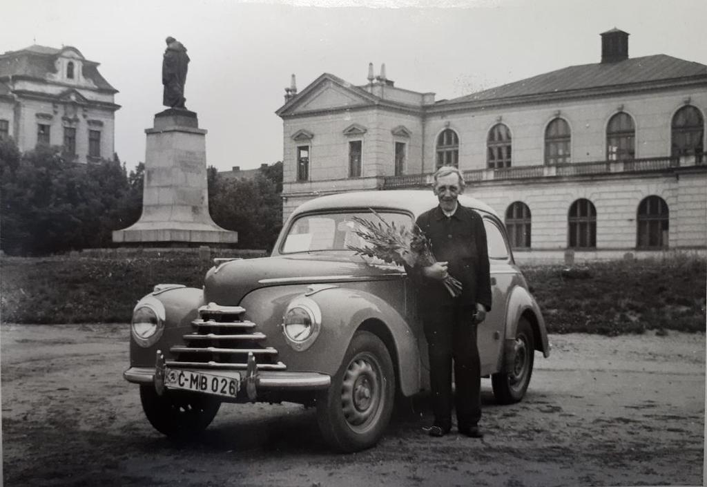 546 Plakáty na nástěnku) Fotografie č.