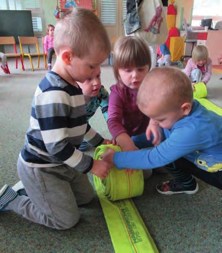 Na tomto setkání se tak rodiče seznámili se všemi oblastmi, které je potřeba u dětí rozvíjet, aby zvládlo nároky, které budou na něho v povinném základním vzdělávání kladeny.