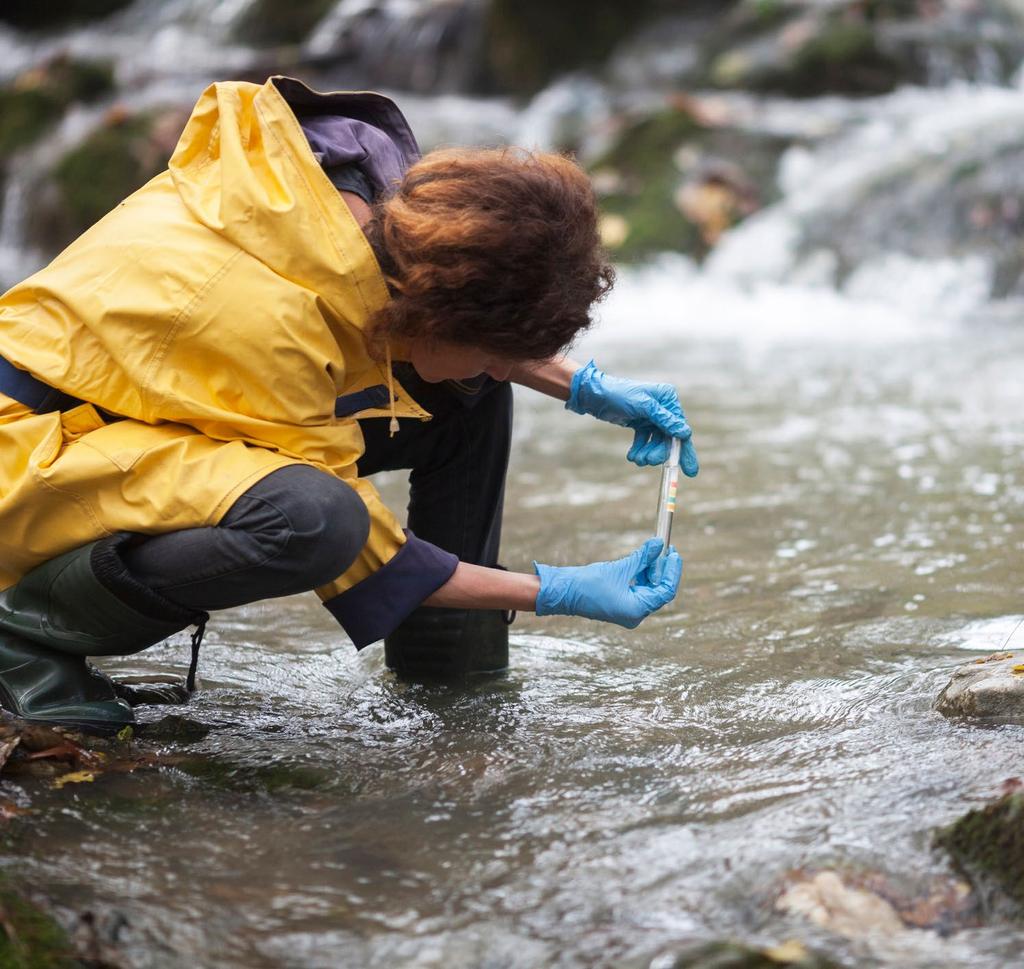 Nestlé SDG 6 Pitná voda a kanalizace Ve společnosti Nestlé si stanovujeme Cíle trvale udržitelného rozvoje na globální úrovni.