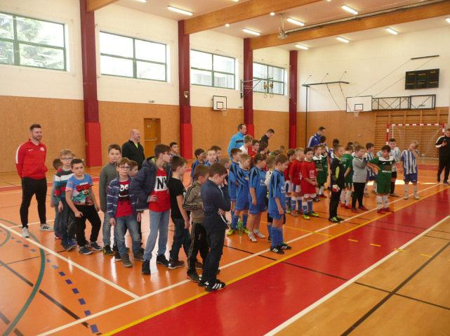 TJ SOKOL ŠILHEŘOVICE VÝSLEDKY A ČINNOST TJ SOKOL ŠILHEŘOVICE Z důvodu šíření nákazy koronaviru se z rozhodnutí FAČR zrušily všechny jarní soutěžní zápasy od 3. ligy níž.