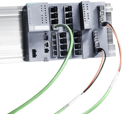 Design SCALANCE XM416-4C with PE400-8SFP port extender The modular SCALANCE XM-400 Industrial Ethernet switches consist of various basic devices (8 or 16 ports) which can be expanded by port