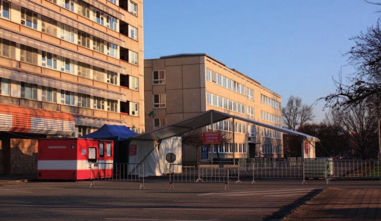 Postup je ale komplikován řadou problémů a cesta ke kýženému cíli je ještě daleká. Jsem velmi rád, že do výčtu pozitiv z loňského roku mohu zařadit i informace o vývoji mezd akademických pracovníků.