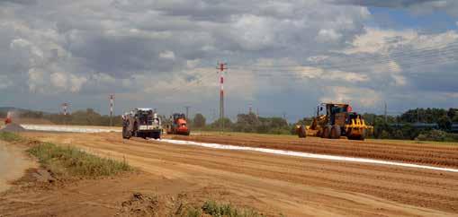 AKCE V REALIZACI V ROCE 2017 V realizaci (zahájeno před rokem 2017) Délka (km) od D1 0137 Přerov Lipník 14,3 08/2015 D1 Modernizace úsek 15, EXIT 112 Jihlava EXIT 119 Velký Beranov 6 08/2016 D3