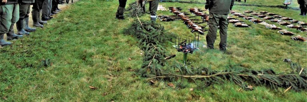 , protrhaná oblačnost, poté slunečný den, slabý vítr po celý den. Teplotní maximum odpoledne 12 st. Dnes měl ve zdejším kostele pohřeb Miroslav Kučera. Viz také KALENDÁŘ 9.12. Předvánoční setkání se sousedy v občerstvení U Procházků na Rozkoši.