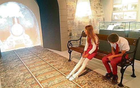 Muzeum Těšínska totiž minulý pátek otevřelo na českotěšínské Hlavní třídě reprezentativní sídlo s moderní expozicí za zhruba 113 milionů korun.