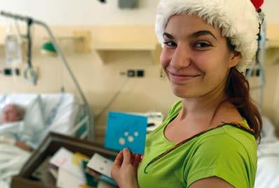 Cílem našich aktivit je pacienta potěšit a alespoň na chvíli mu pomoct zapomenout na strach nebo bolest a rozbít monotónnost nemocničních dnů, říká vedoucí DobroCentra u sv.