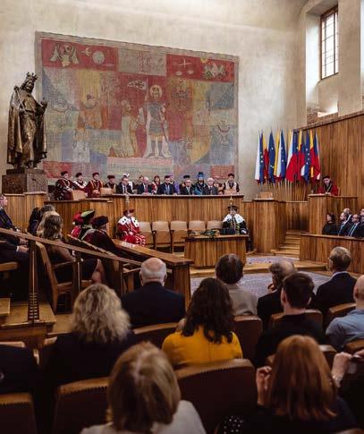 PŘEDNOSTA NEUROCHIRURGIE jmenován profesorem Vědec z FNUSA-ICRC převzal Cenu ministra zdravotnictví jmenování profesorem Přednosta Neurochirurgické kliniky Fakultní nemocnice u sv.