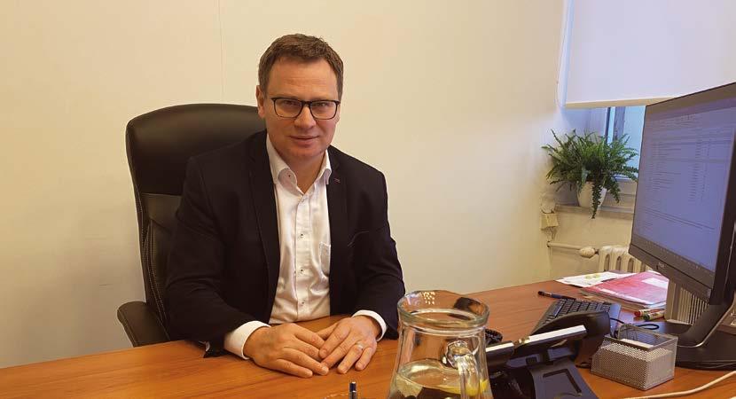 aktuality Ředitel Fakultní nemocnice u sv. Anny v Brně ing. Vlastimil Vajdák je ve funkci již více než půl roku a pomalu se mu daří nemocnici finančně stabilizovat.