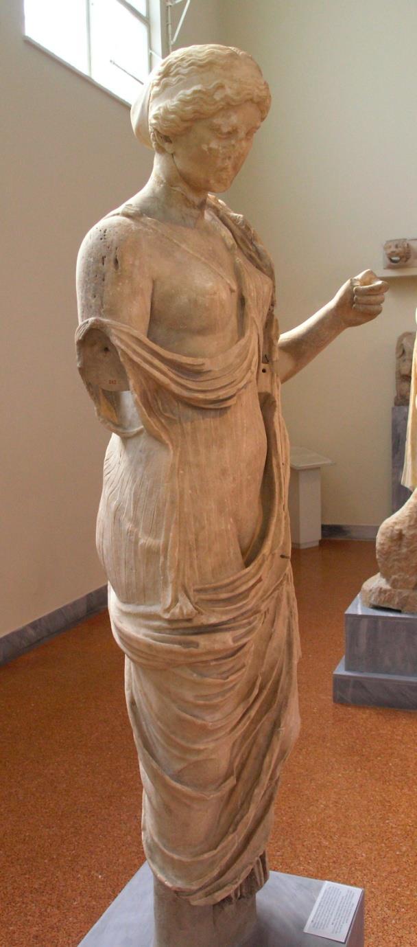 Zdroj: http://commons.wikimedia.org/wiki/file%3anama_262_aphrodite_epidaure_7.