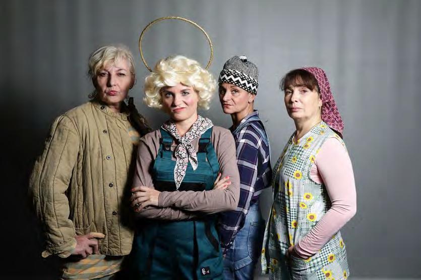 Dámská šatna Arnošt Goldflam Režie: Roman Groszmann Scéna: Michal Hejmovský Dramaturgie: Alžběta Matoušková Inspicient: Miroslav Neborowský Nápověda: Marek Sendecký TRUDA: Hana Vaňková MARIE: Kamila