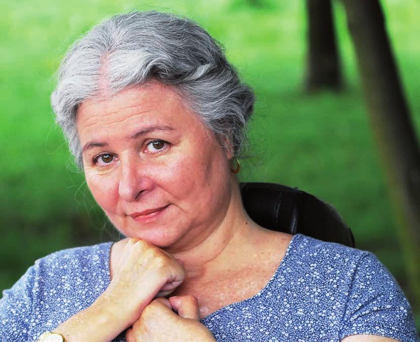 JaNa Hrdá natáhni mi, prosím, jednu, říkala svým chůvičkám jana hrdá.