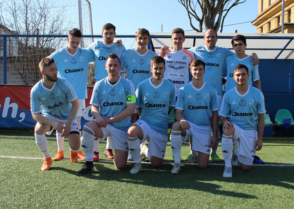 FC SLAVOJ VYŠEHRAD JUNIORKA (JARO 2019) STOJÍCÍ ZLEVA: Tadeáš Madej, Daniel Krejdl, David Beňo, Petr Dočekal, Jiří Kubík, Magsud