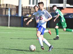 Sestava: Pospíšil Paleček, Přech, Šticha, Vlasák Khomyn (63. Melíšek) Douša (46. Sejdia), Petrach (76. Stanislav), Vodrážka, Kubies Kankara (63. Mlejnek). Trenéři Beuk a Petrach. U 17: Vyšehrad Č.