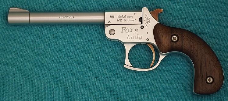 Pistole FOX Lady cal. 6 mm ME FLOBERT Obrázek 3.7. Revolver FOX Lady L cal. 6 mm ME FLOBERT [10] Jednoranná pistole se sklopnou, velmi přesnou dvanácti drážkovou hlavní, pevná mířidla.