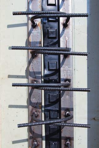 * Coupler box pro ocel Ø 14 a Ø 12 je stejný, stejně jako pro ocel Ø 20 a Ø 16 Coupler momentový klíč pro 12-28 d typ průměr kg/ Kč/ Montážní zásu