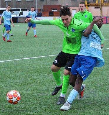 sklady 17 11 6 0 44:19 39 2. V. Žižkov 18 13 0 2 3 45:26 41 Heřman, 9. M. Krivosheev, 18. Krejdl, 85. Rataj. z pen. 73. Novák, 77. Cicko. Sestava: M. Babka Bazal, Stareček, Šídlo, Mlejnek Rogers, 4.