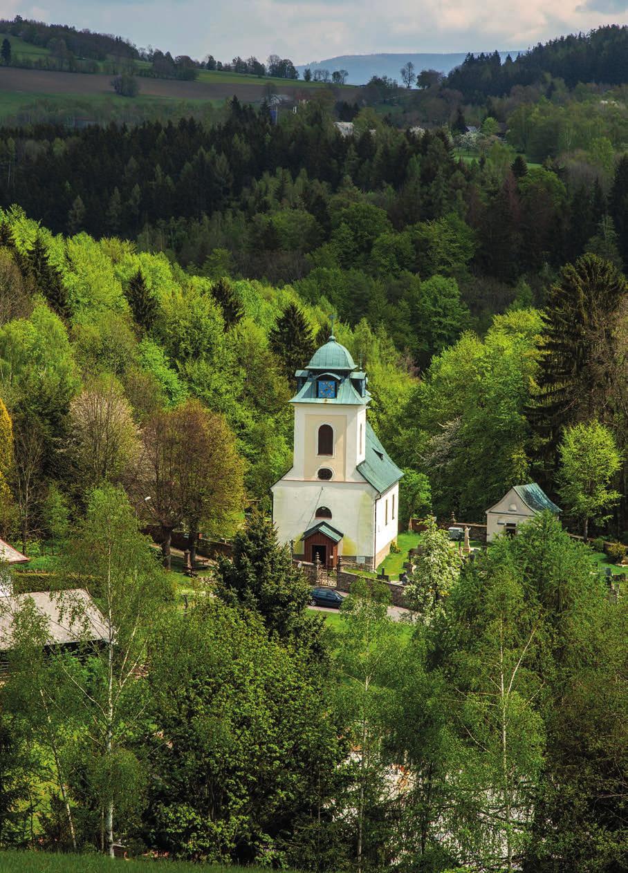 Horní Štěpanice s kostelem