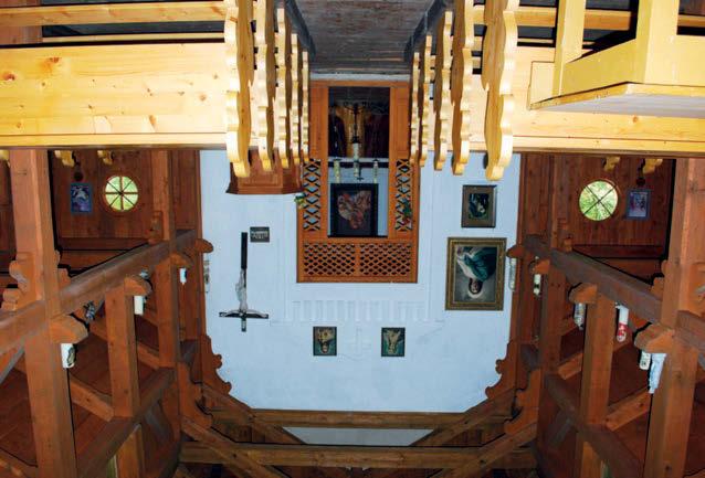 tam. V téže době byla zachráněna i Stožecká kaple a v roce 1990 vysvěcena s obrazem pátým od akademického malíře Josefa Hošny. Jenže tím to zdaleka nekončí.