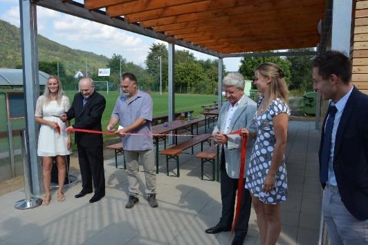 Týž den odpoledne byly šatny poprvé otestovány domácími hráči týmu A a hostujícím týmem Chválkovice.