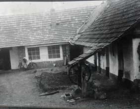 BŘEZEN