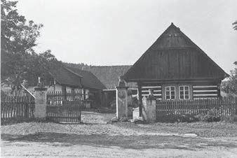 drobné statky v blízkosti Veliše a přivtělovali je k svému panství Veliš- Vokšice.