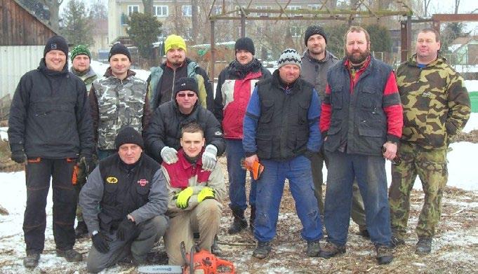 do 2018 Šenkýř Zdeněk, 39 let Haňovice 112 Ťujík Miloslav Kluzov 18, zemřel v roce 2019 Vočka Petr, 45 let Haňovice 81 Vyroubal Michal, 38 let Haňovice 113 Petr Vočka jednatel spolku Haňovské shock