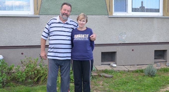 Dům č.p.: 100 Petr Skopal *1954 z Haňovic č.31 Miroslava Skopalová roz. Chrudinová *1958 z Litovle Ondřej Skopal *1981 Miroslava Skopalová Haňovice 77 Vladimír Skopal *1952 Litovel, narodil se na č.