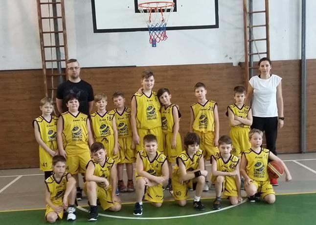 U10 U11