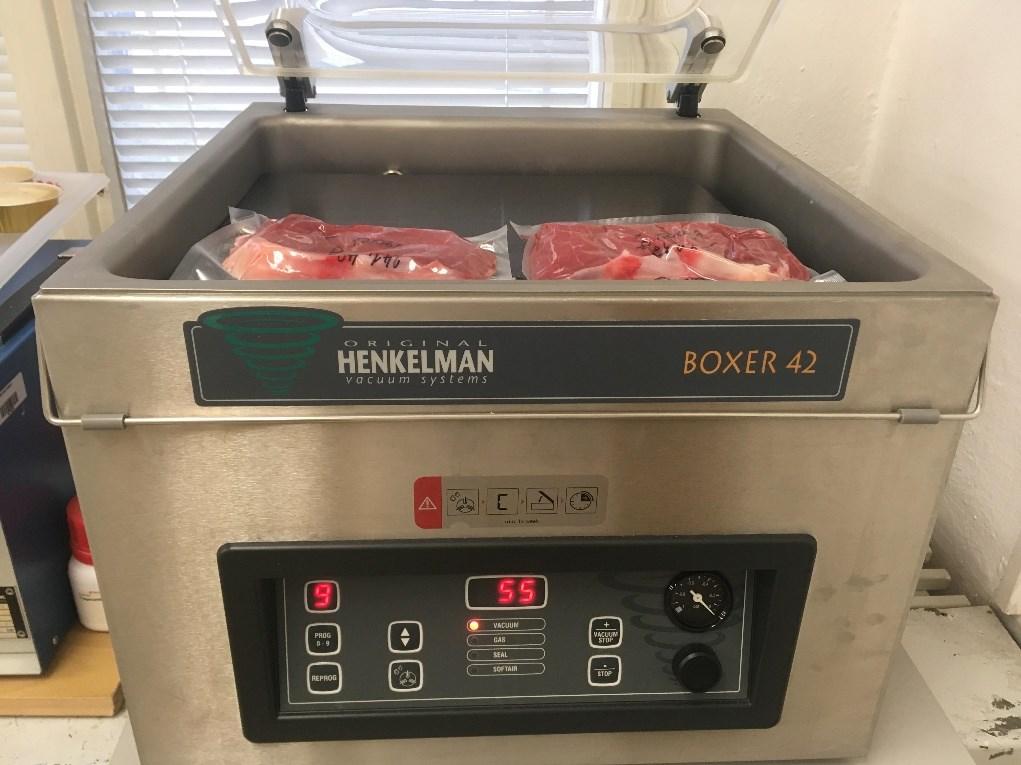 zabalit ve vakuovém zařízení Henkelman vakuum systems (viz obrázek č. 14).