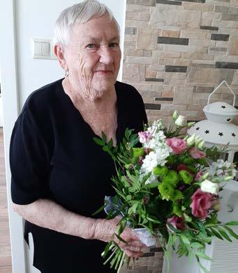 Když je čtení celoživotní vášní Dvacet až třicet knih za měsíc přečte čerstvě devadesátiletá obyvatelka Karlových Varů Dagmar Chalabalová. Čtení je pro rodačku z Brna celoživotní vášní.