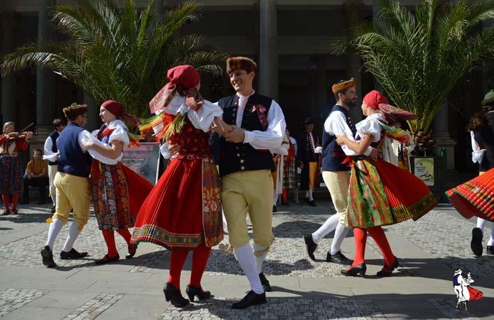 KULTURA Karlovarský folklorní festival je tu Již za několik dní do našeho města opět zavítá lidová hudba a tance z Česka i zahraničí.