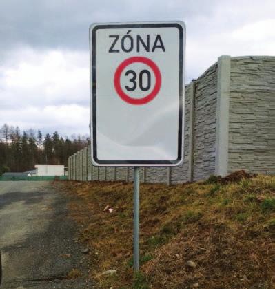 Většina odstavených vozidel postupně únikem svých provozních kapalin znečisťuje užitnou plochu, stává se terčem vandalství a krádeží.